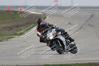 media/Nov-29-2025-TrackDaz (Sat) [[10ae2d9bce]]/A Group/Session 3 (Outside Grapevine)/